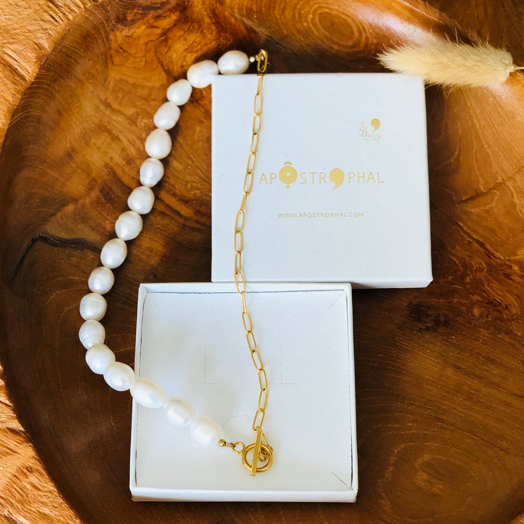 Freshwater Pearls White Necklace Golden Chain Toggle Charlene XL