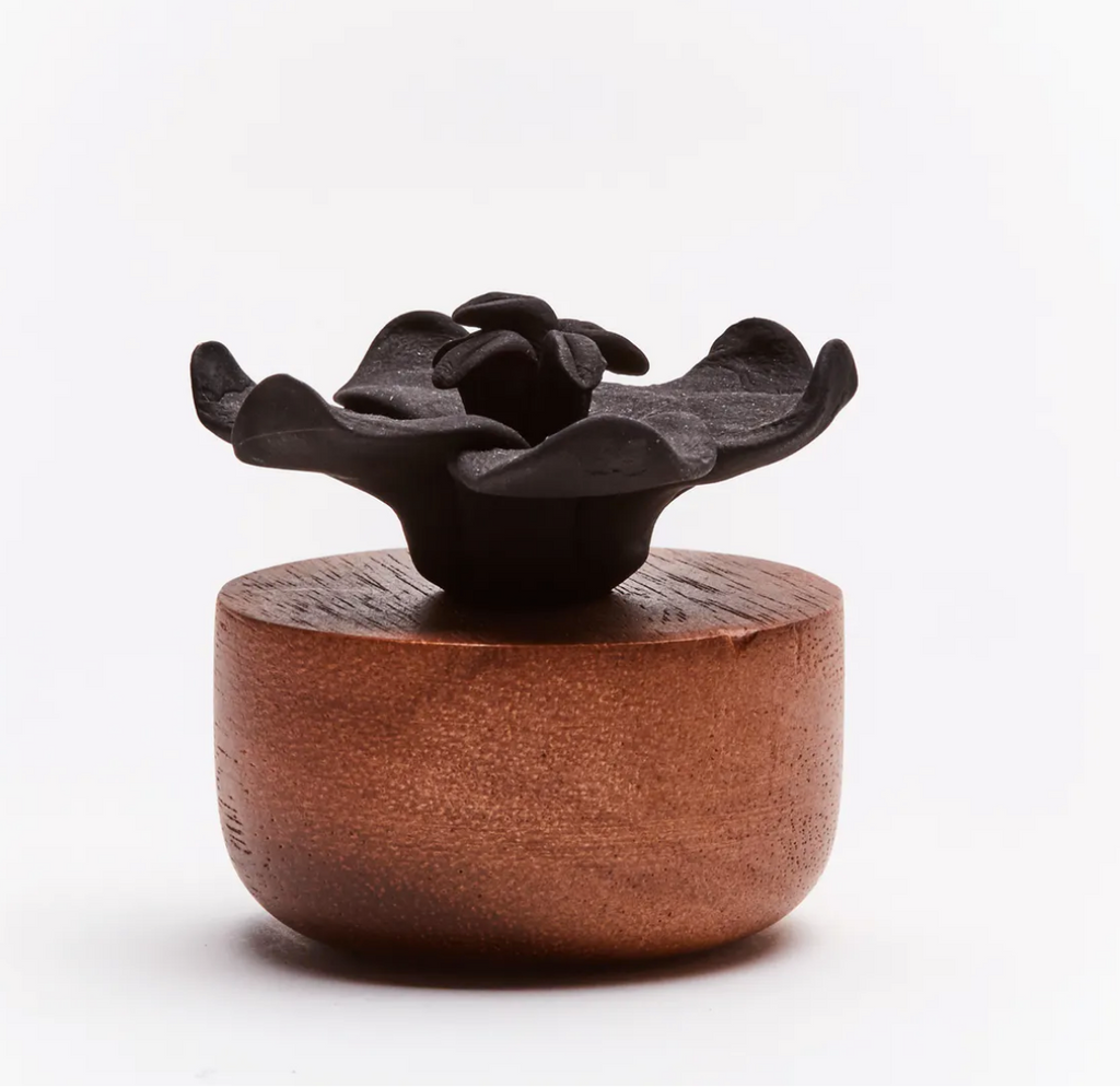 Oil Diffuser Ceramic Handmade Aromatherapy Home Decor Black Oriental Jasmine