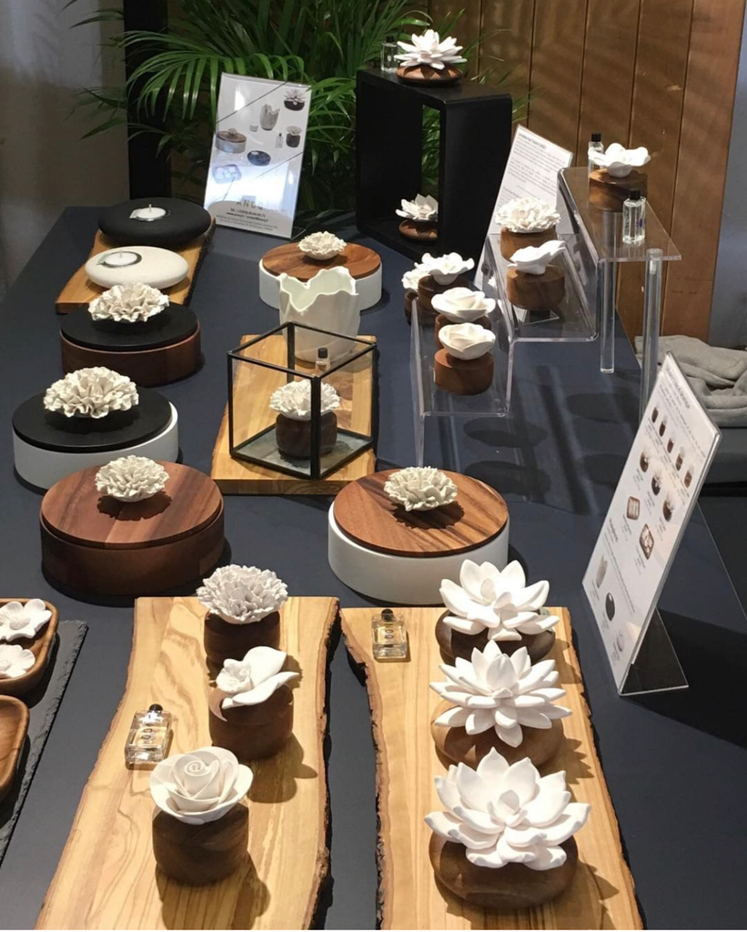Oil Diffuser Ceramic Handmade Aromatherapy Bora Bora Centerpiece Gift Boxed